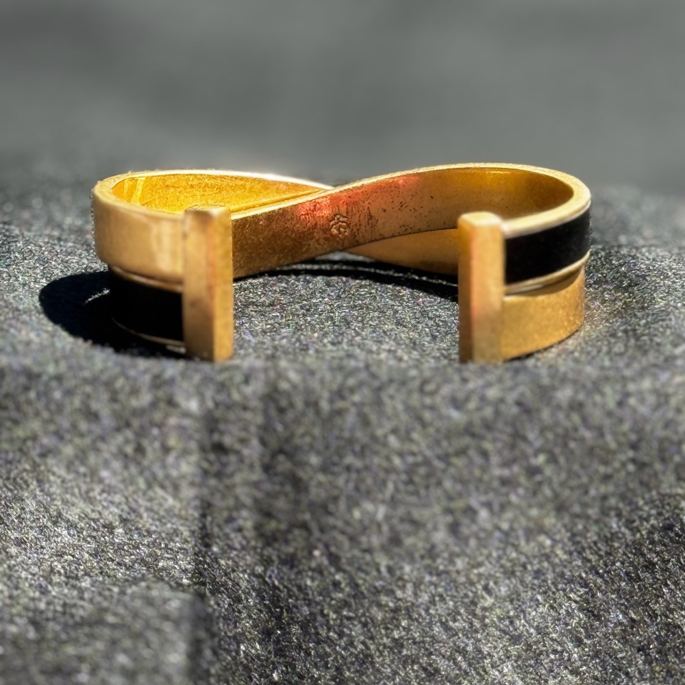 Brooks Brothers 12K Gold Plated Brushed Cuff Bracelet Heritage Luxe Minimal Icon - Picture 7 of 14